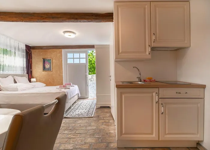 Rm & Studio Deluxe * Izola